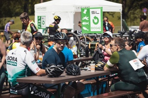 20220515 JLV2022-193web